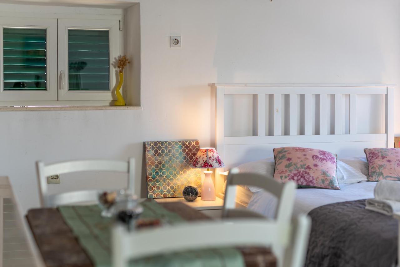 Apartment Ana Трогир Экстерьер фото