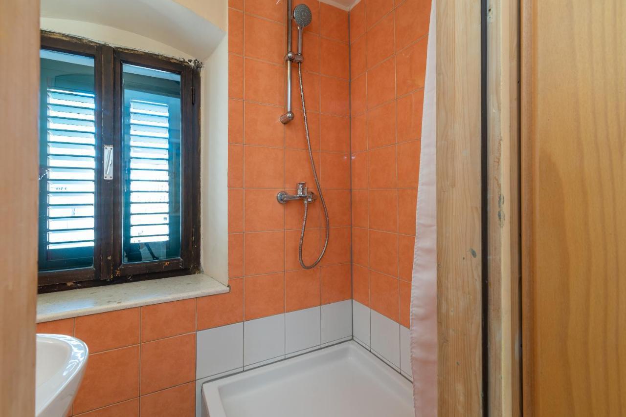Apartment Ana Трогир Экстерьер фото