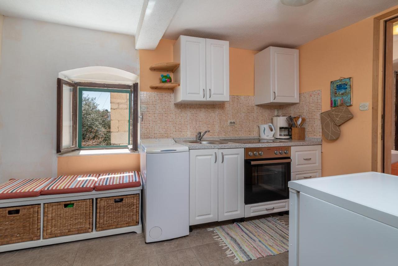 Apartment Ana Трогир Экстерьер фото